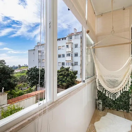 Appartement Renew Yourself At An Unvarnished Hideaway *